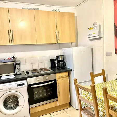 Vauxhall 1-Bedroom Entire Apartment Central London Exterior photo