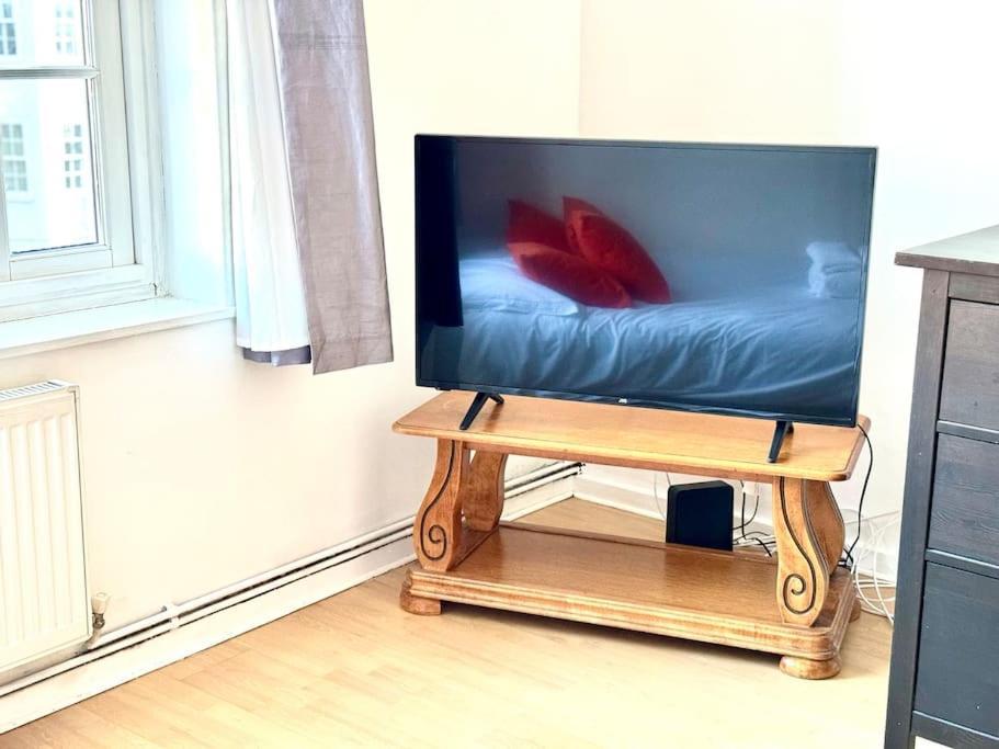 Vauxhall 1-bedroom Entire Apartment