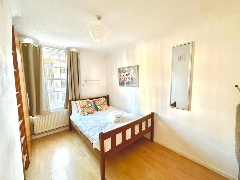 Vauxhall 1-bedroom Entire Apartment