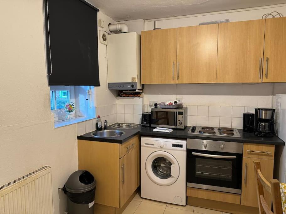 Vauxhall 1-bedroom Entire Apartment *